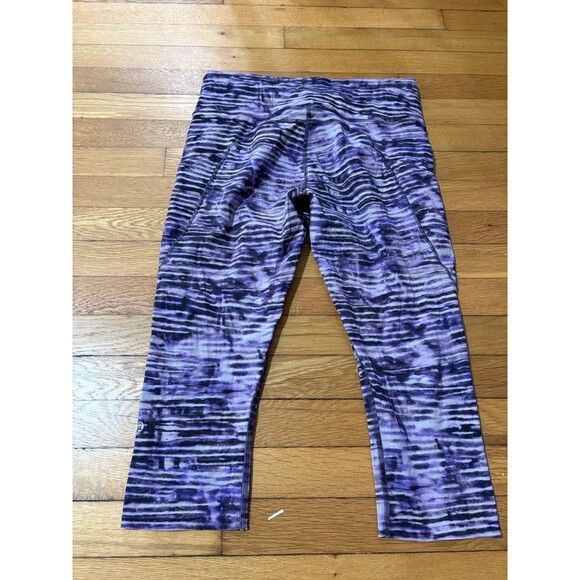 Lululemon Size 10 Fast Free Crop II Nulux Leggings 19" Purple Stripe - Picture 3 of 6
